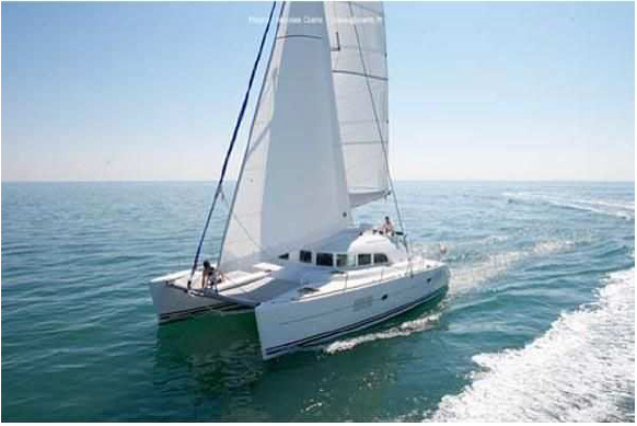 CHARLOTTE'S CAT Sail Lagoon 380 S2