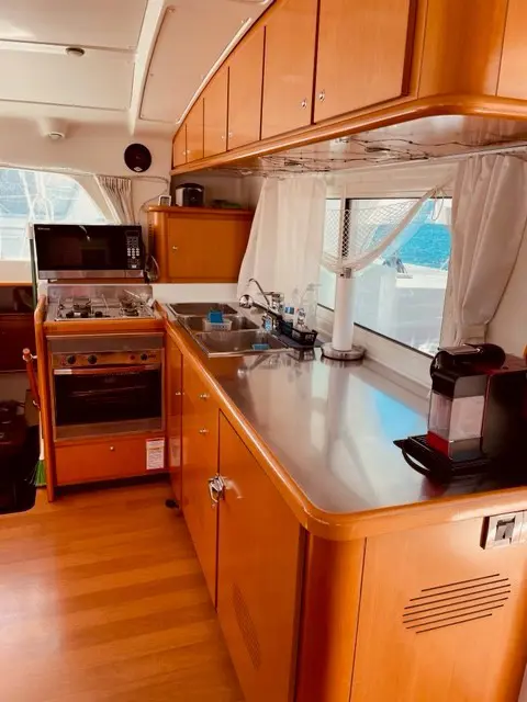 Used Sail Catamaran for Sale 2005 Lagoon 440 Galley