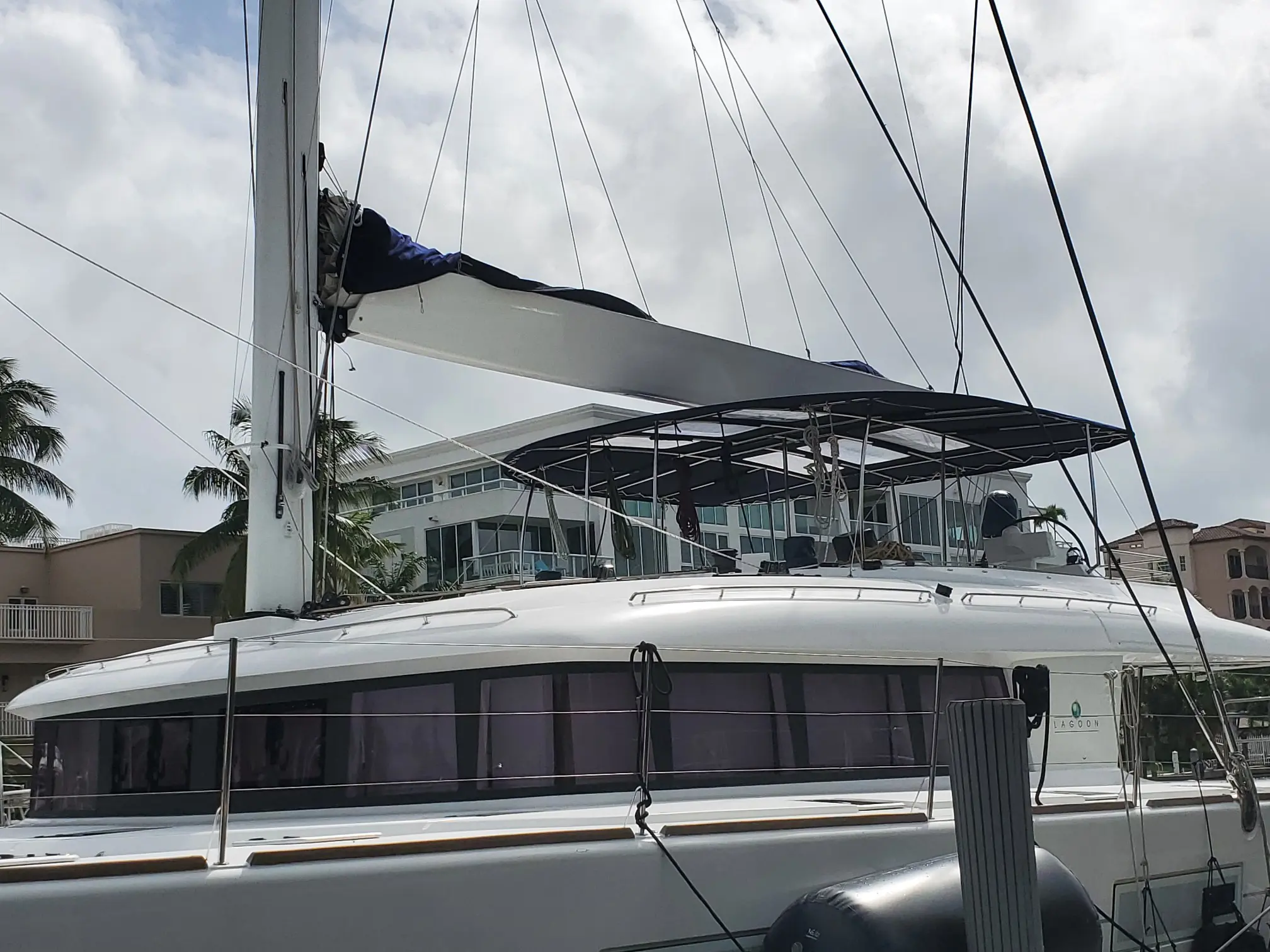 Used Sail Catamaran for Sale 2013 Lagoon 620  