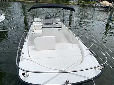 Boston Whaler 210 Used Power