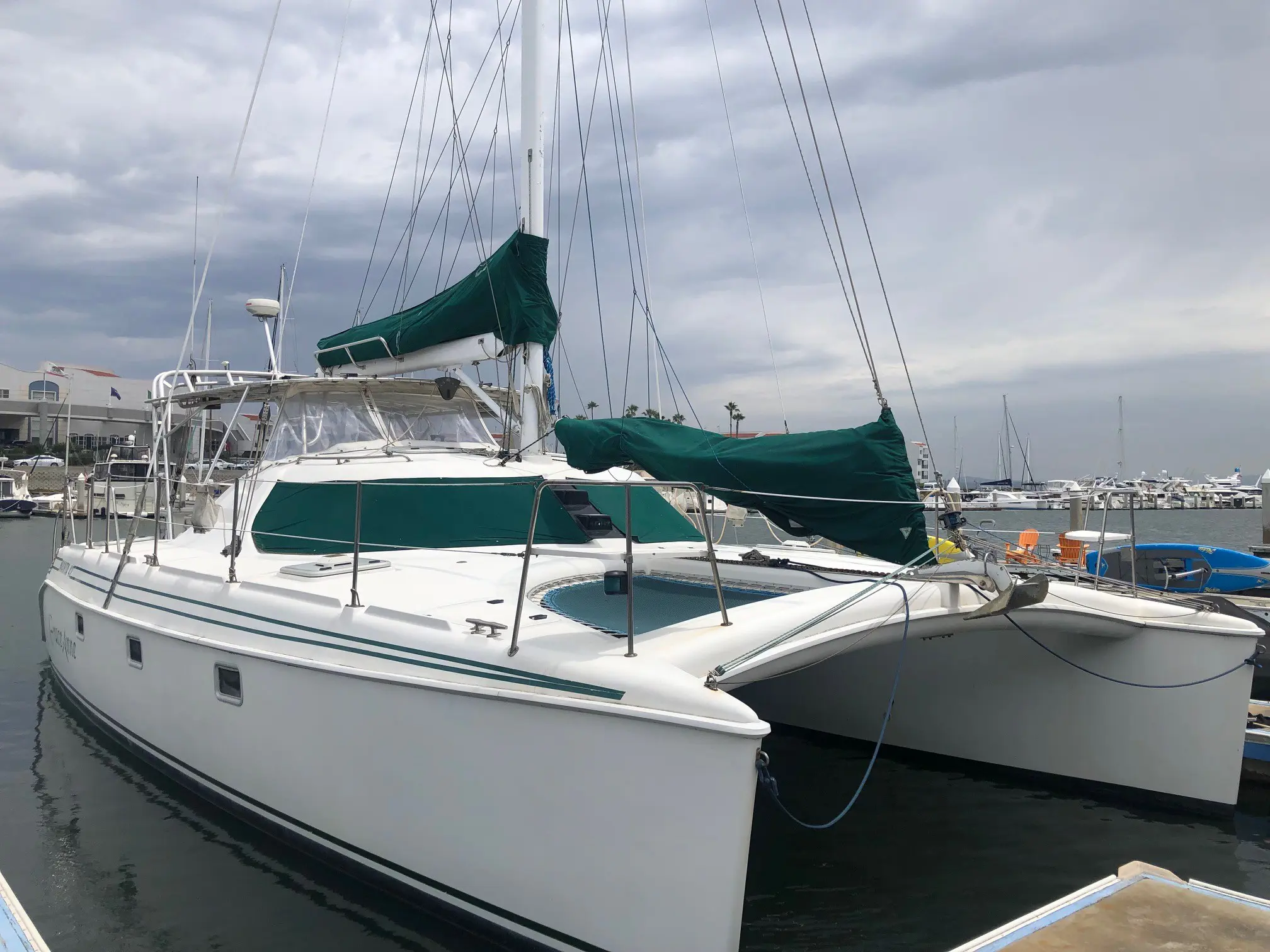 Used Sail Catamaran for Sale 2001 Manta 42 Boat Highlights