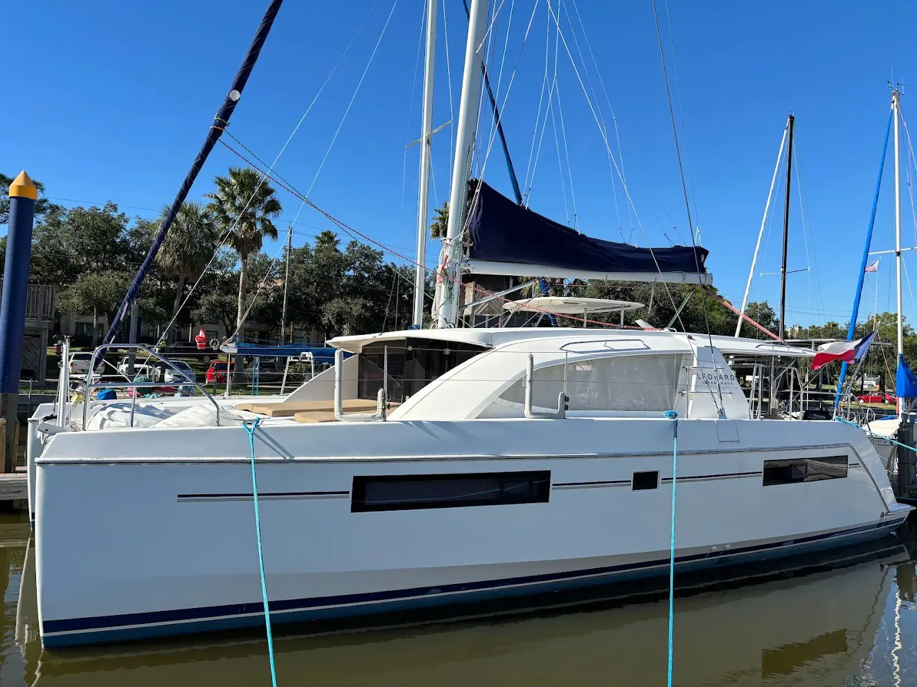 ISLAND GIRL Sail Leopard 40