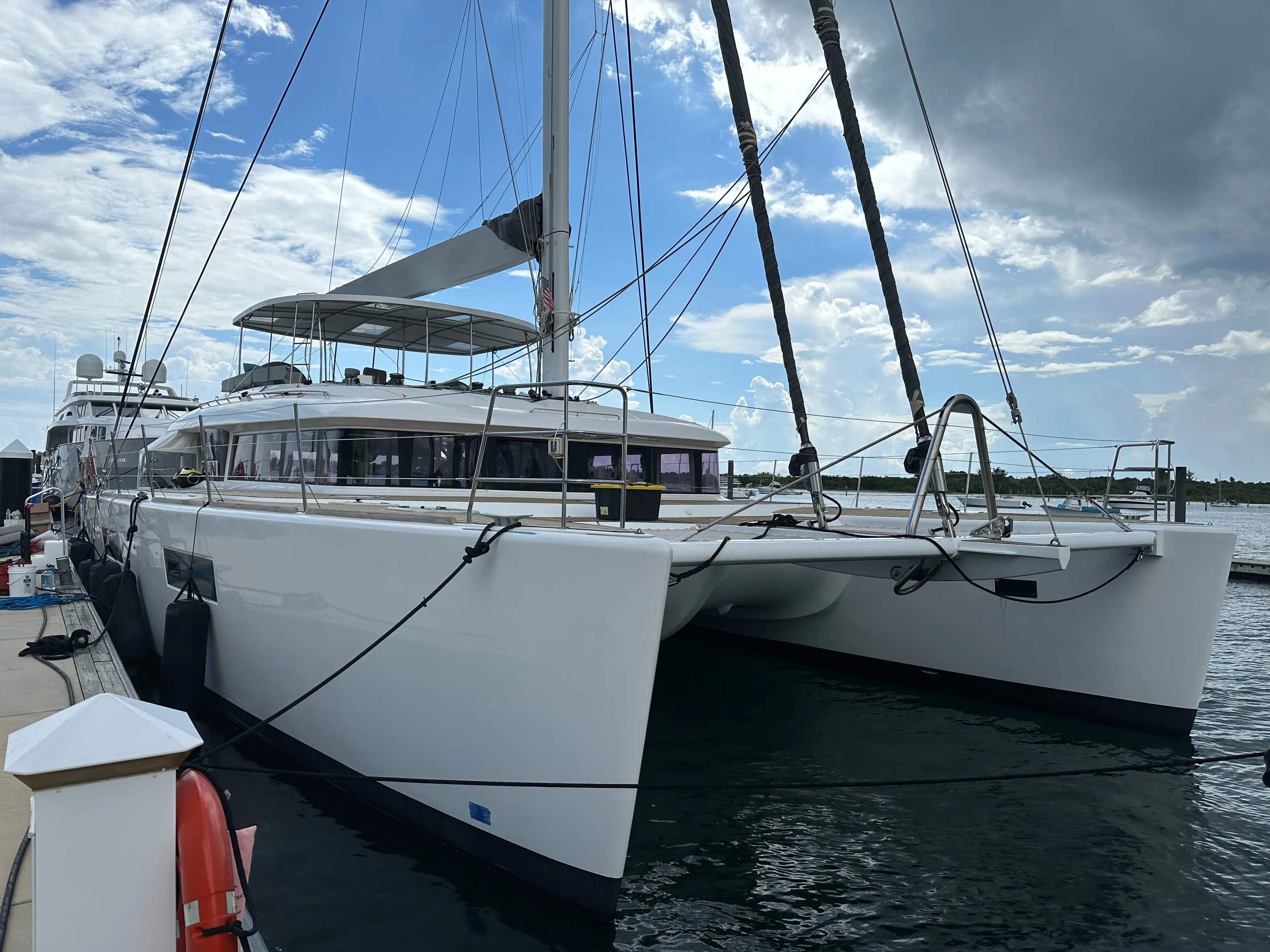 Sold Catamaran 2014 Lagoon 620 