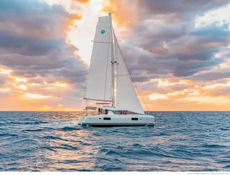 NEVIN Sail Lagoon 42