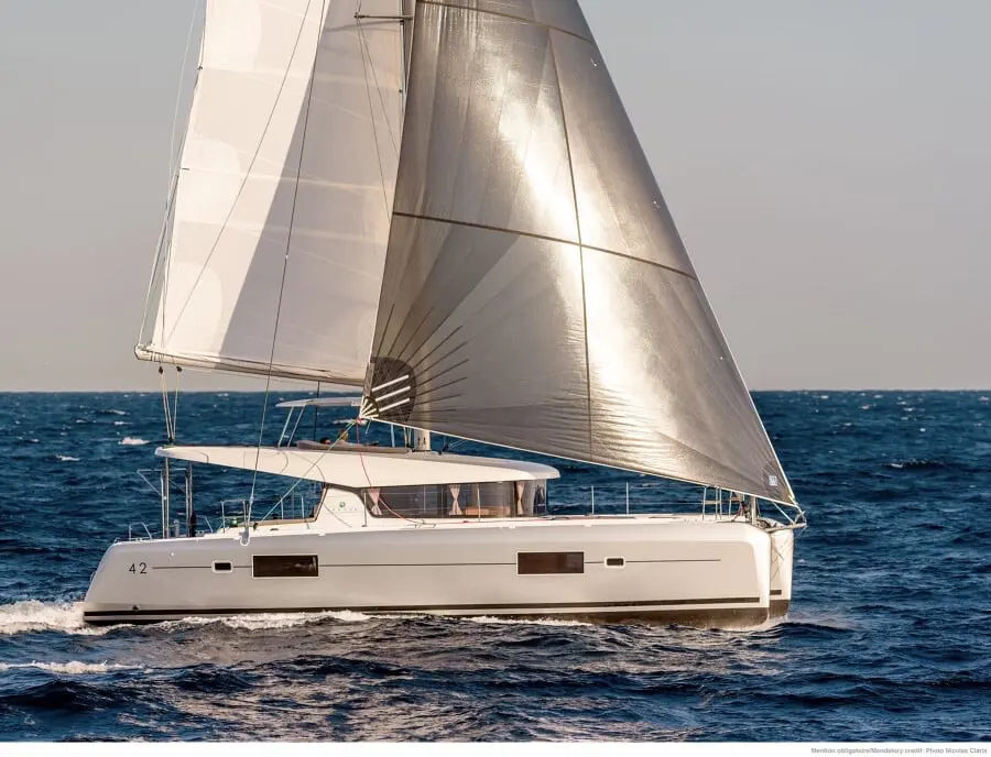 LAGOON 42 Sail Lagoon 42