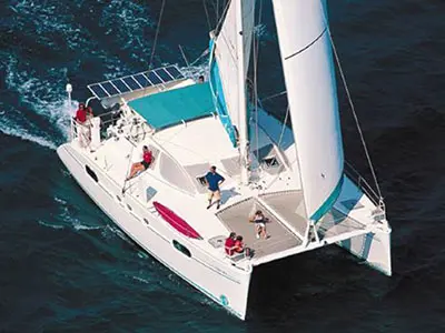 1999 Catana 471