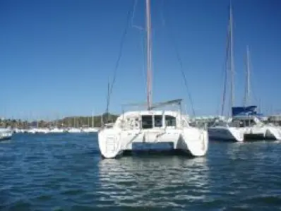 Used Sail Catamaran for Sale 2005 Lagoon 410 Boat Highlights