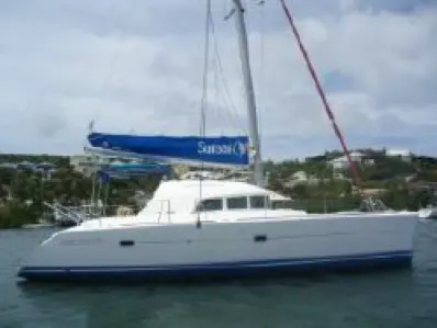 Used Sail Catamaran for Sale 2003 Lagoon 380 Boat Highlights