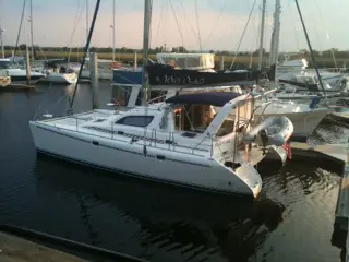 WILD ORCHID Sail Leopard 38