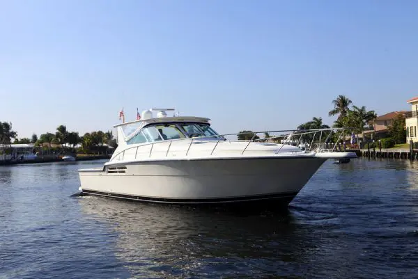 Used Power Catamaran for Sale 1998 Tiara 4300 Open 