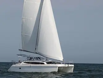 HULL 1150 Sail Legacy 35