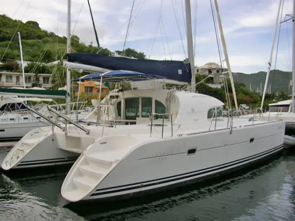 Used Sail Catamaran for Sale 2001 Lagoon 380 Boat Highlights