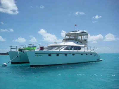 2003 CHARTER CATS SA Prowler 45