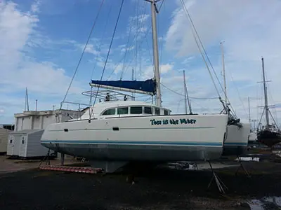 2003 Lagoon 380