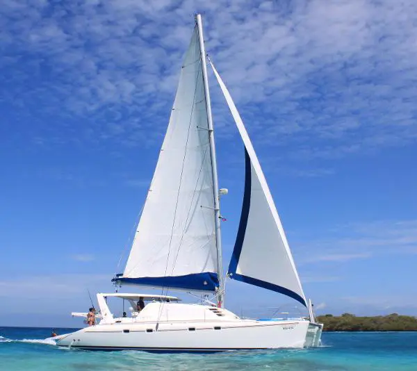 Used Sail Catamaran for Sale 2001 Leopard 47 