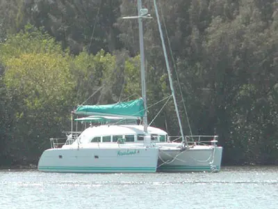 2005 Admiral 38