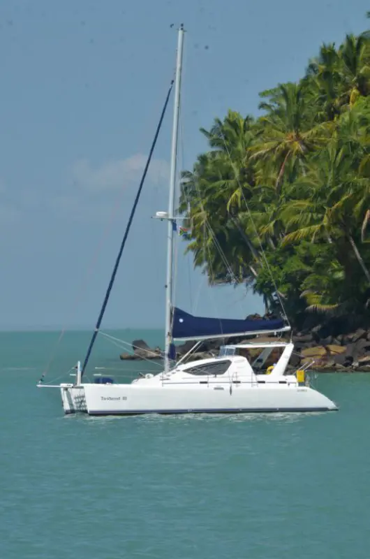 TRIDENT III Sail Admiral 38