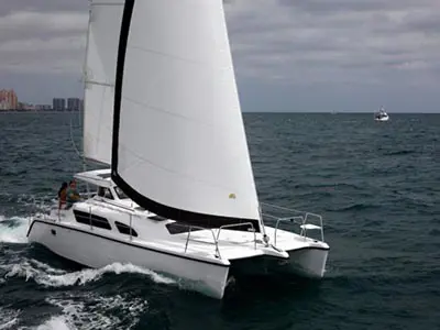 Lagoon 380 Used Sail