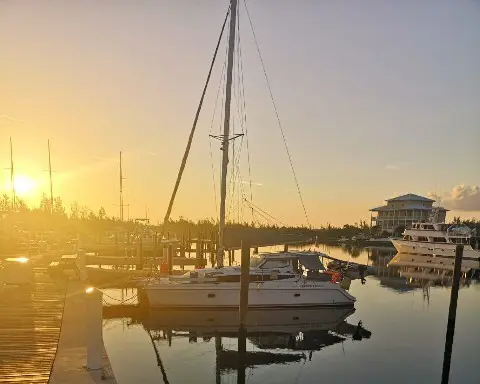 MOONDANCE Sail Legacy 35