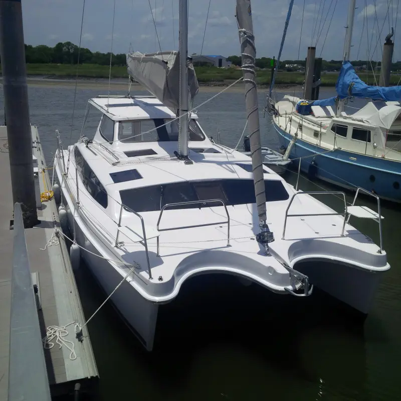 HULL 1221 Sail Legacy 35