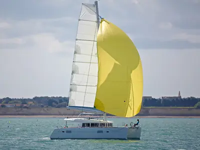 Lagoon 400 S2 New Sail