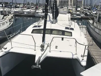 2000 PERFORMANCE CRUISING Gemini 105M