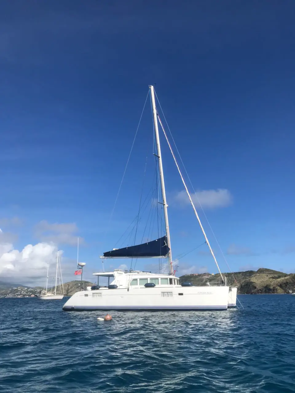 Used Sail Catamaran for Sale 2006 Lagoon 440 Boat Highlights