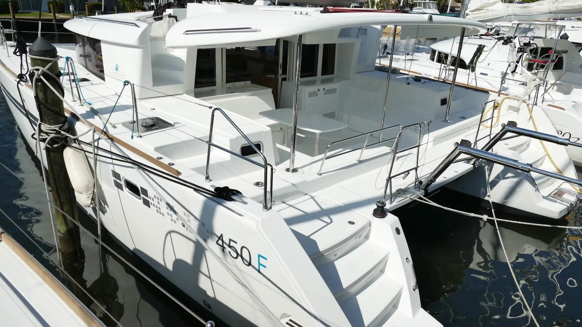 Used Sail Catamaran for Sale 2017 Lagoon 450 Boat Highlights