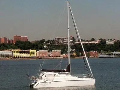 Used Sail Catamaran for Sale 2008 Gemini 105Mc Boat Highlights