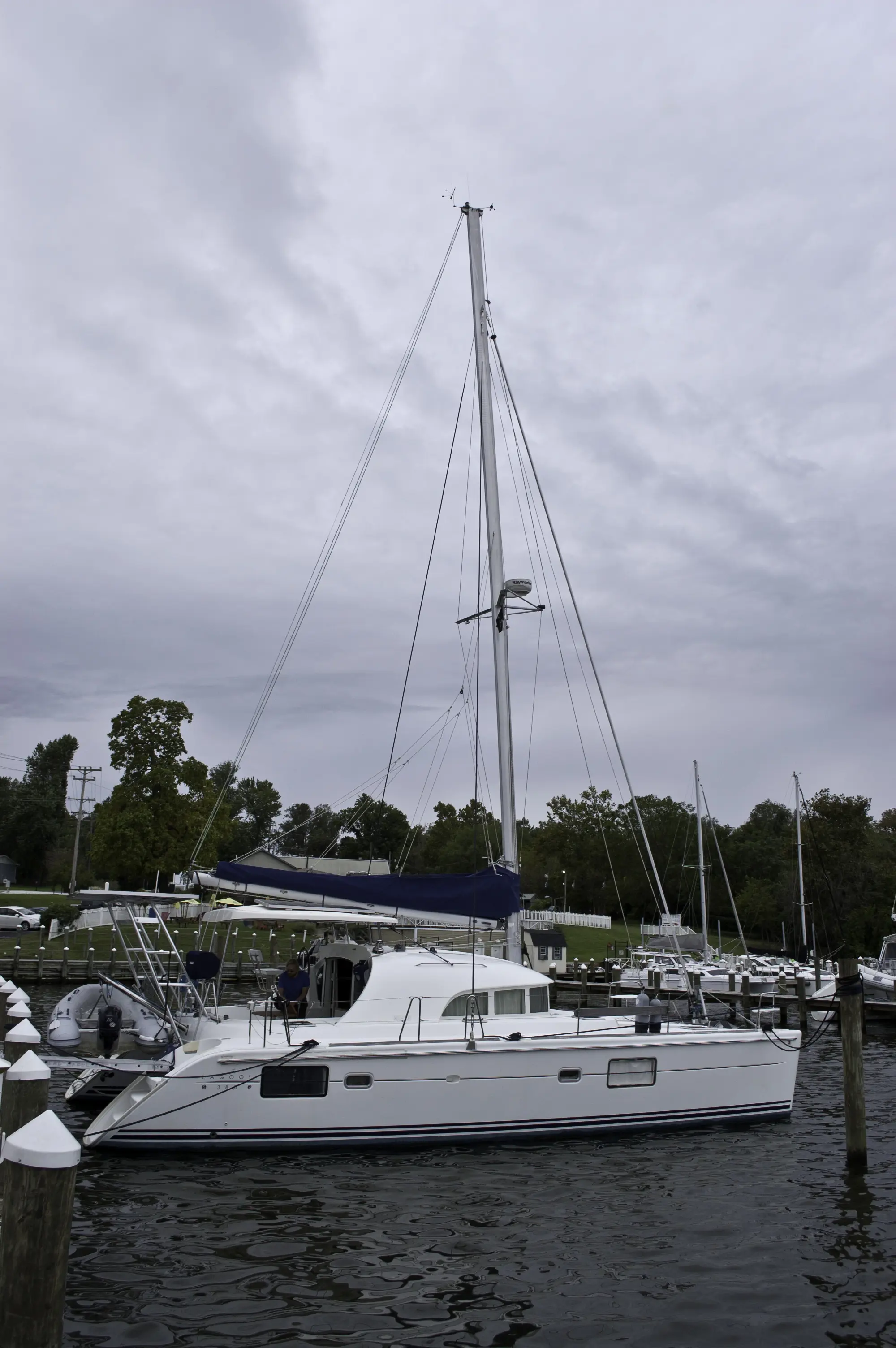 Used Sail Catamaran for Sale 2007 Lagoon 380 S2 Boat Highlights