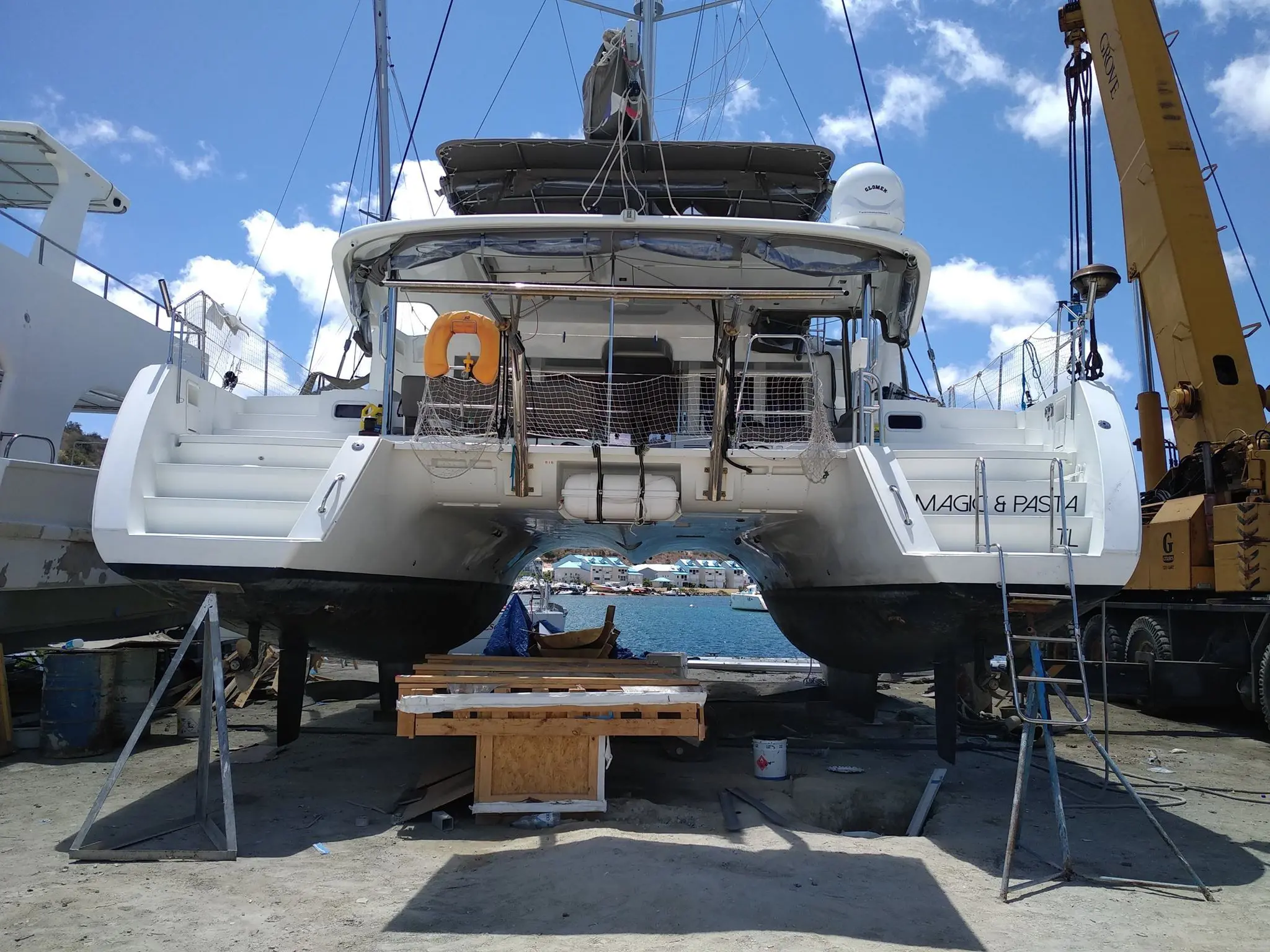 Used Sail Catamaran for Sale 2015 Lagoon 450 Boat Highlights