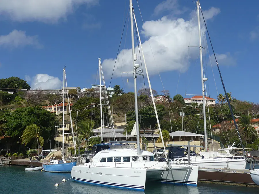 Used Sail Catamaran for Sale 2004 Lagoon 380 Boat Highlights